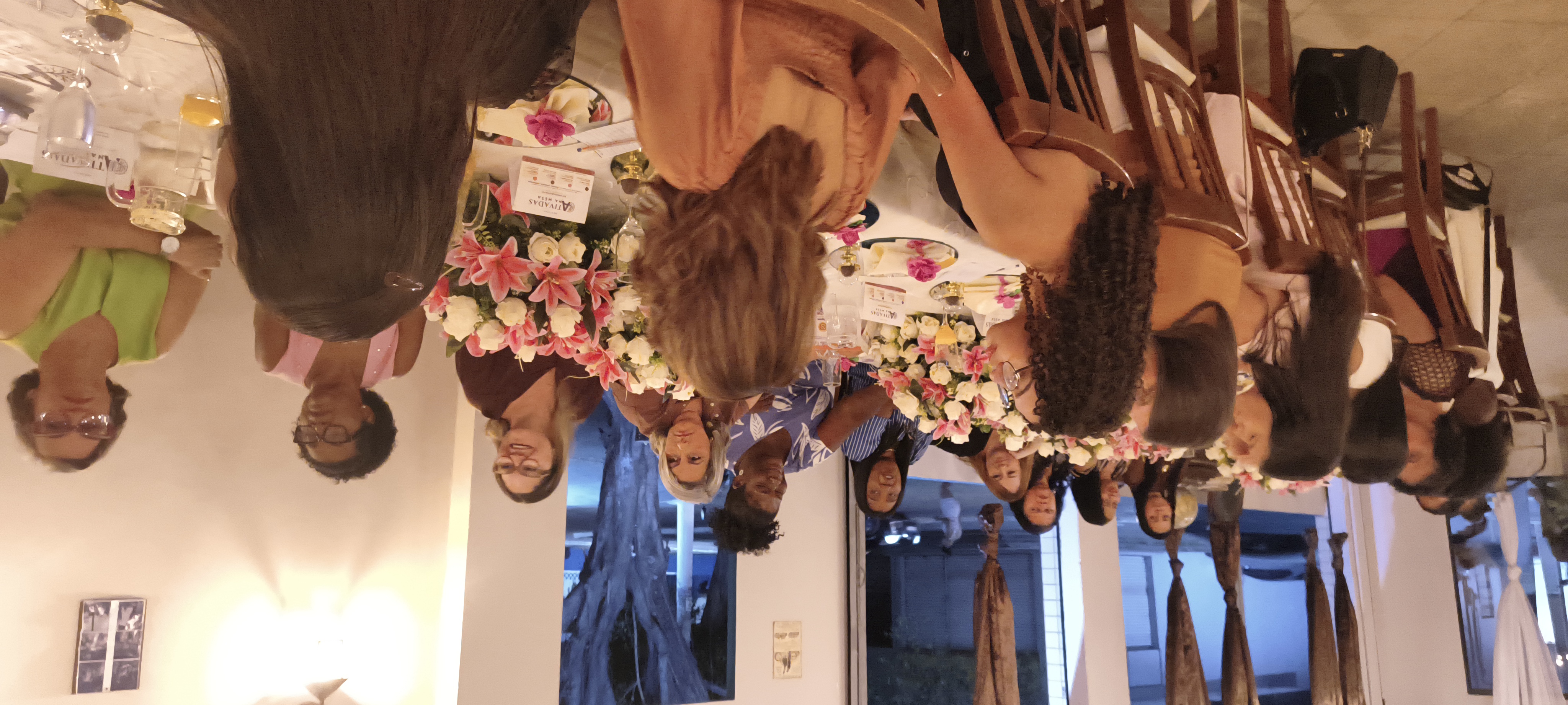 Mulheres reunidas durante a segunda edição do ATIVADAS NA MESA